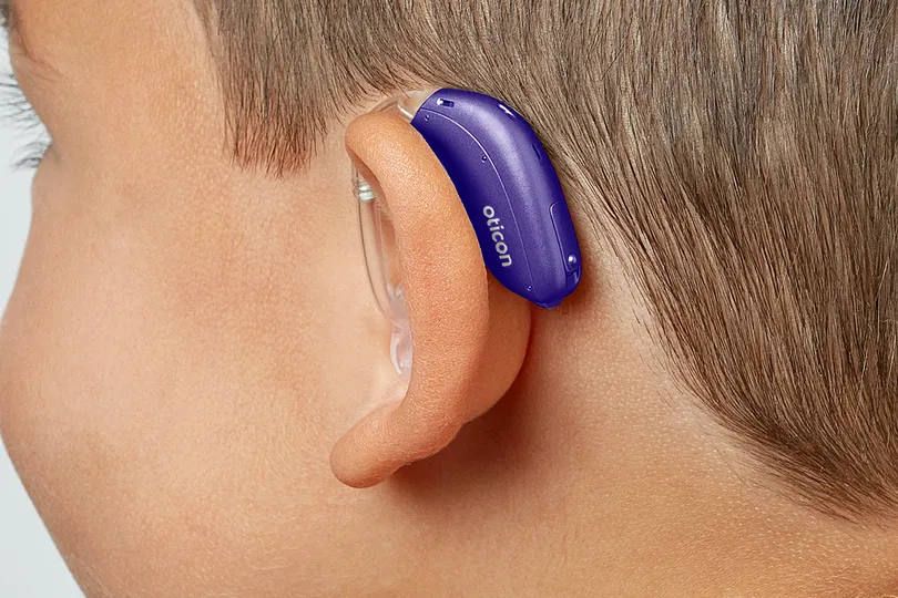 Audífonos para niños y adolescentes en Sevilla: Bami y Canalejas